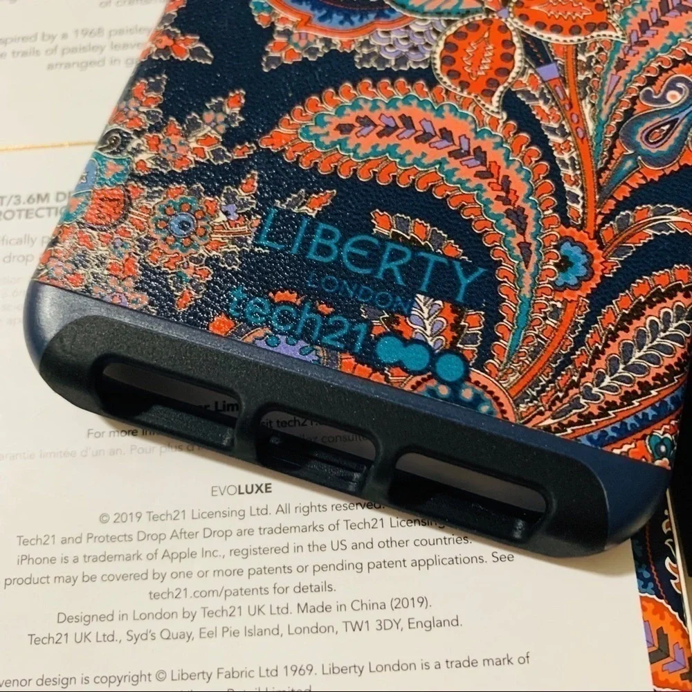 Tech21•Evo Luxe Liberty case iPhone Xs Max
